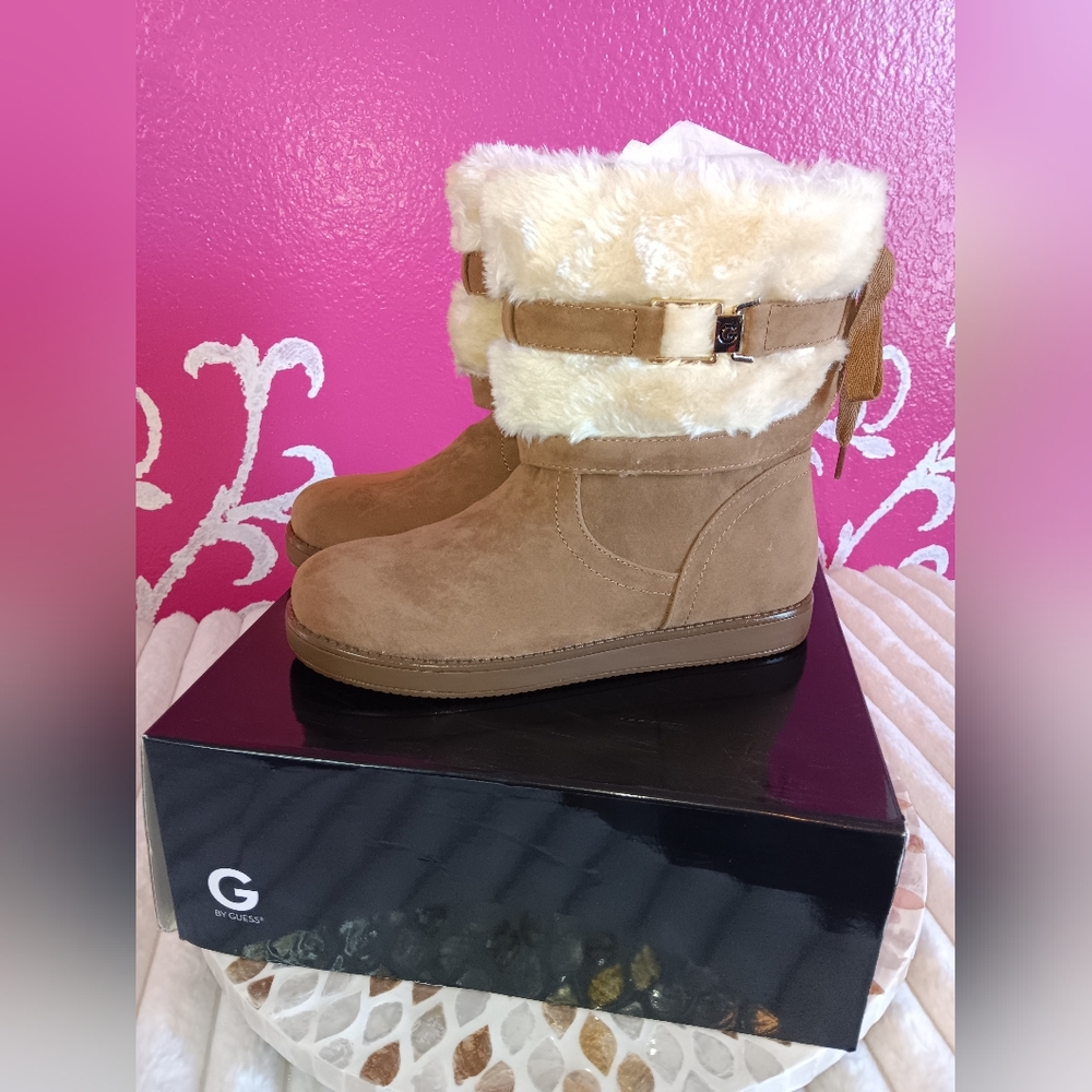 Guess Brand Boots Size 7 M Brand New